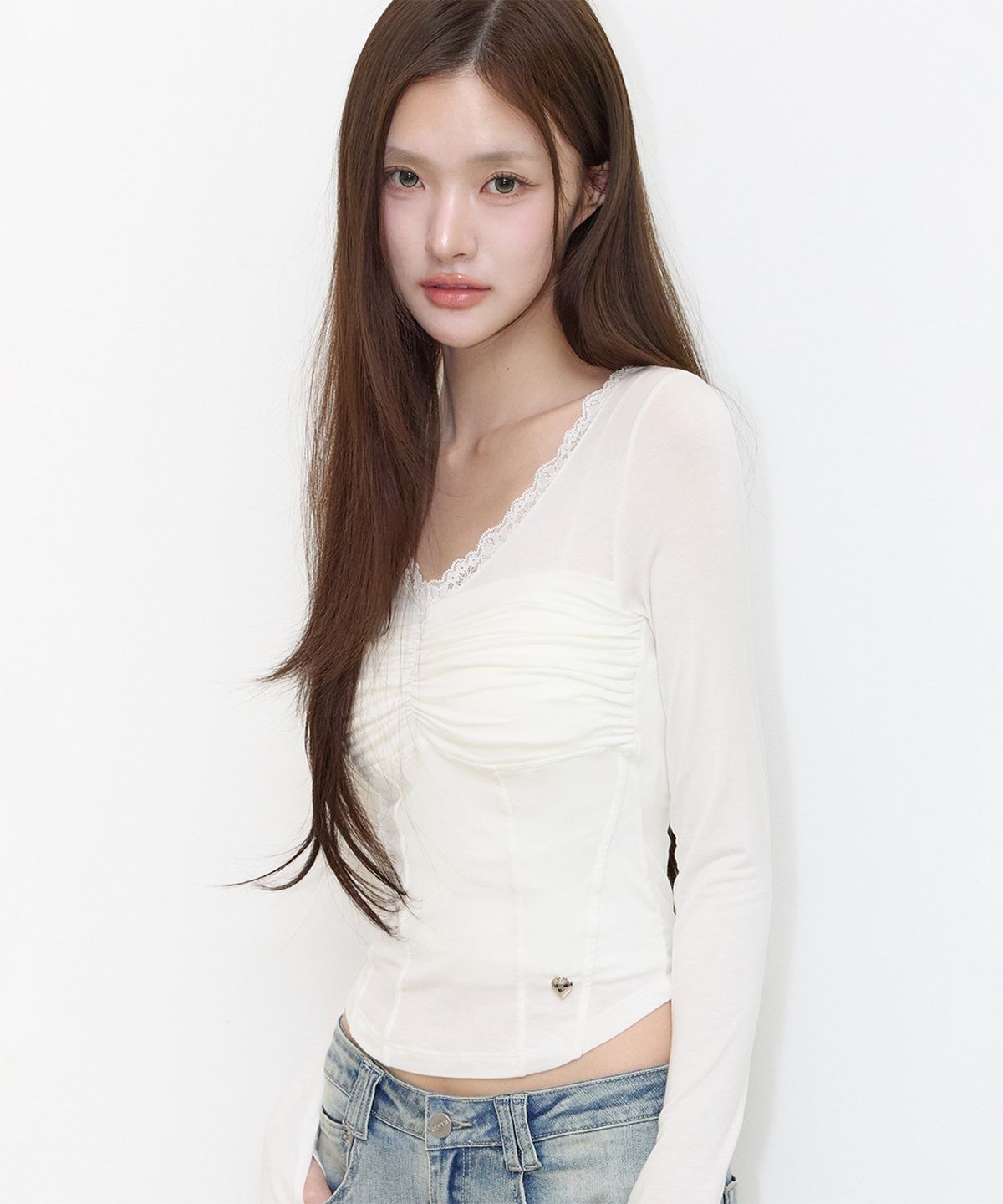 일리고(ILLIGO) 레이스 코르셋 롱슬리브 화이트
