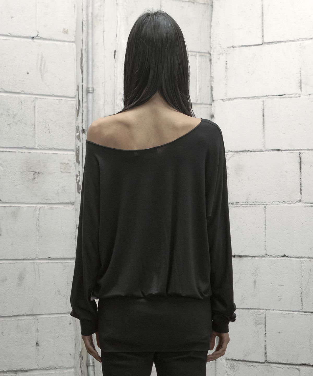 락케이크(ROCKCAKE) Relaxed One Shoulder Dress - Black