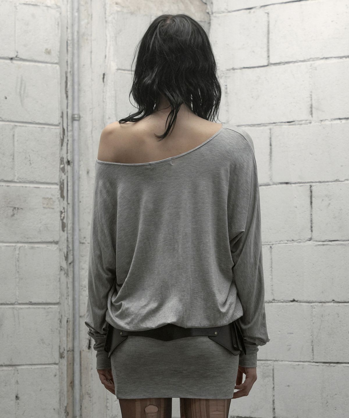 락케이크(ROCKCAKE) Relaxed One Shoulder Dress - Gray