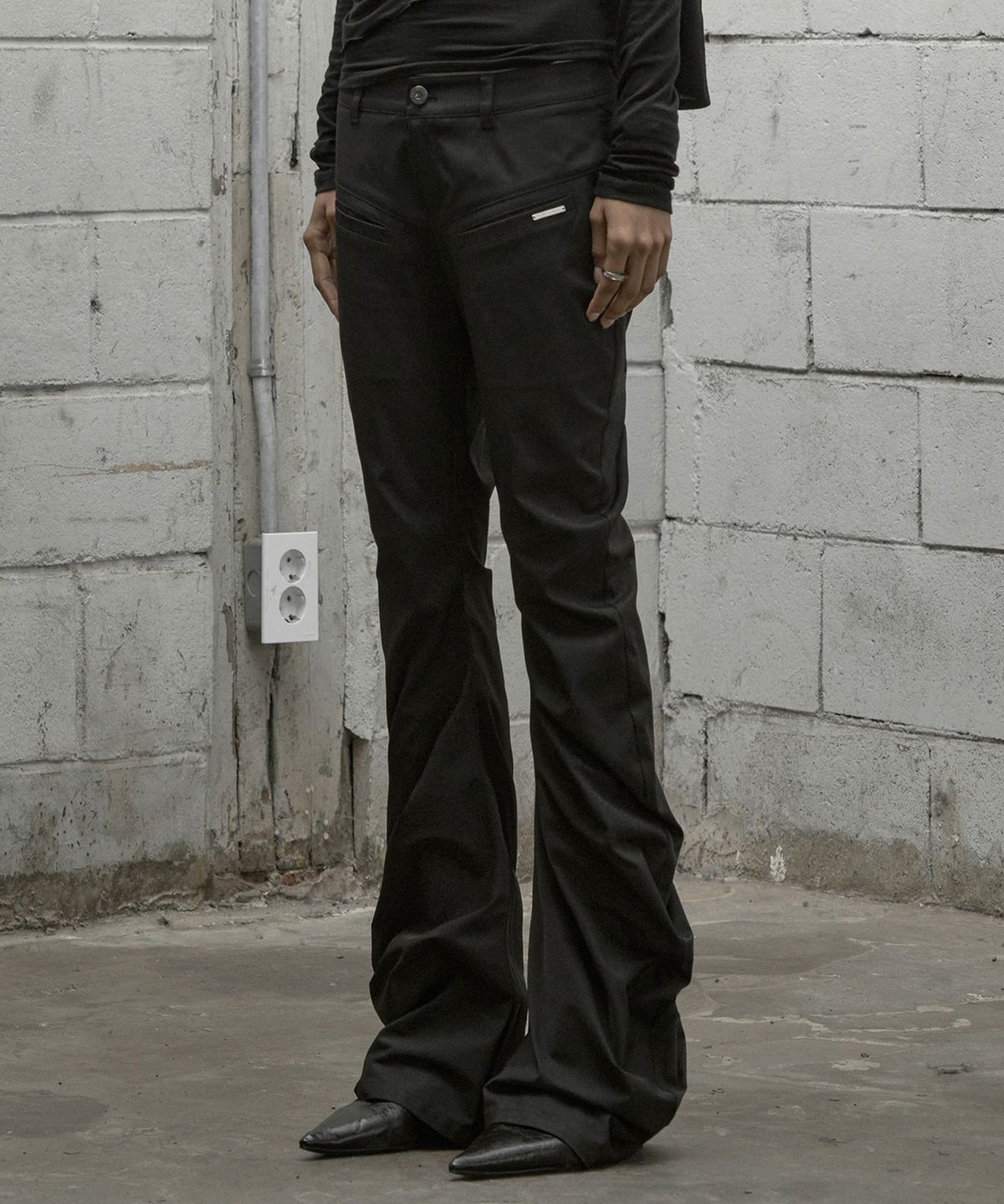 락케이크(ROCKCAKE) Zip Pocket Shirring Pants - Black