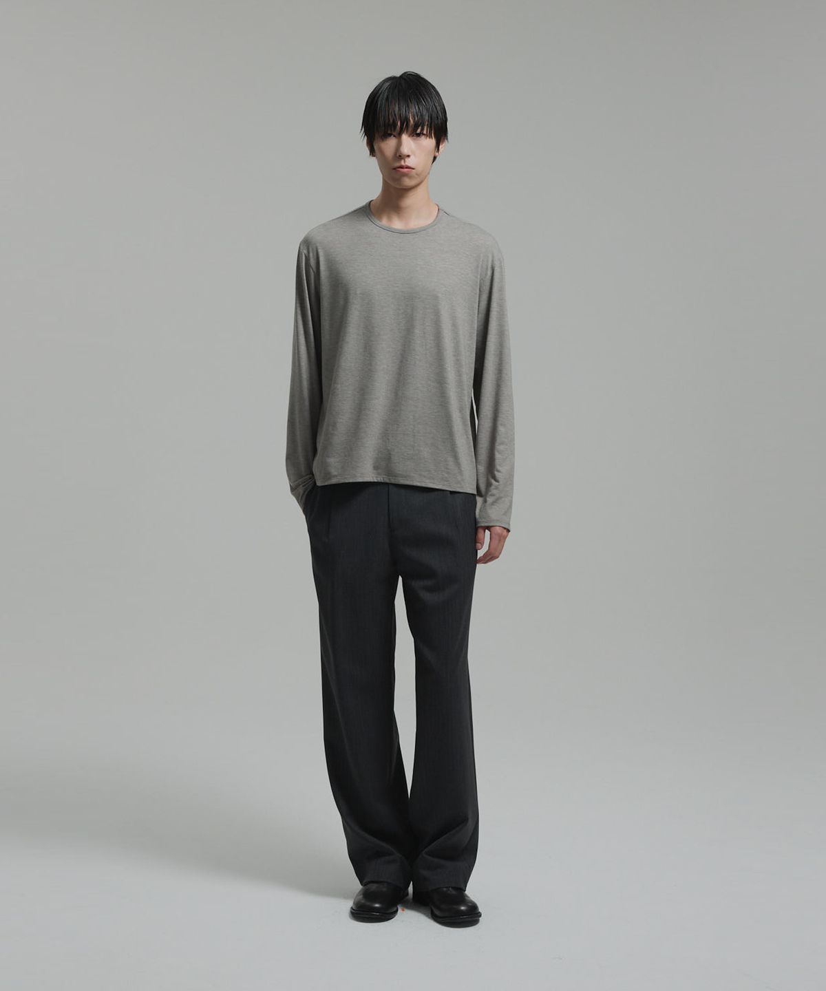 넌블랭크(NONBLANK) 소프트 라운드 LS 티셔츠_MELANGE GREY