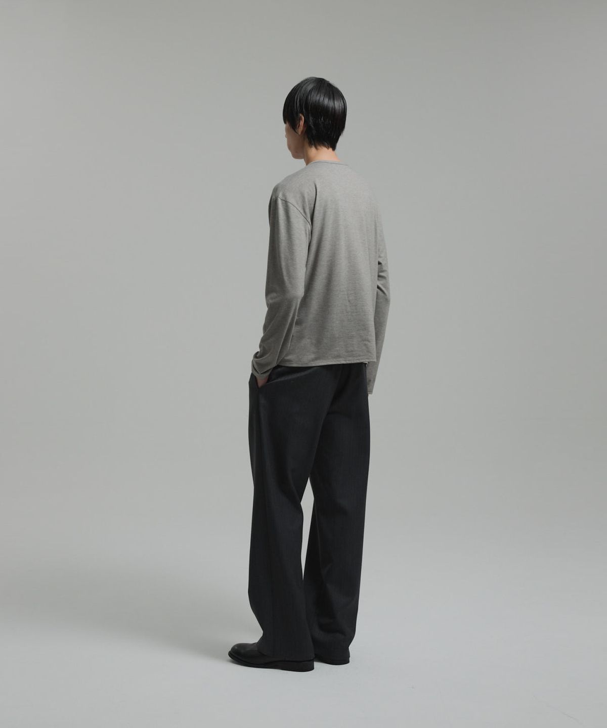 넌블랭크(NONBLANK) 소프트 라운드 LS 티셔츠_MELANGE GREY