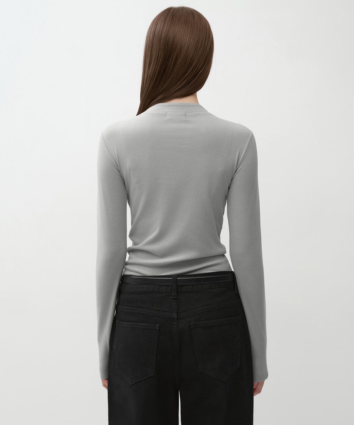 무신사 스탠다드 우먼(MUSINSA STANDARD WOMAN) 우먼즈 웜 브러쉬드 슬림 모크 넥 긴소매 티셔츠 [미디엄 그레이]