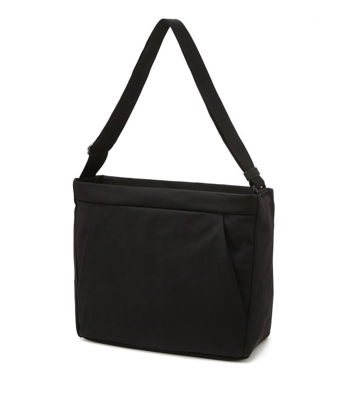 질스튜어트 맨 액세서리(JILLSTUART MEN ACC) 블랙 로고장식 나일론 크로스백 JUBA6F112BK