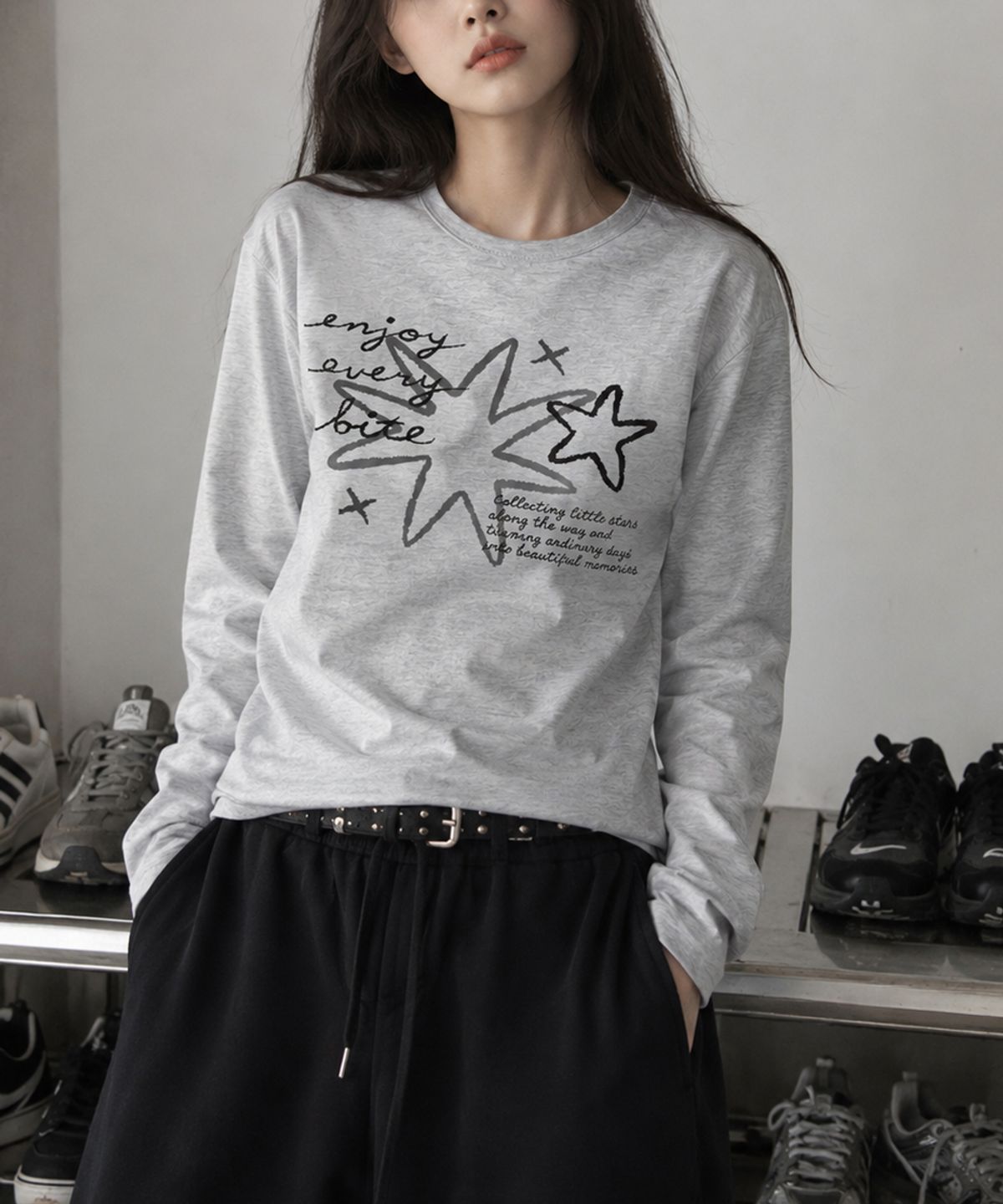 도톤(DOTON) SKETCH STAR LONG SLEEVE (White)