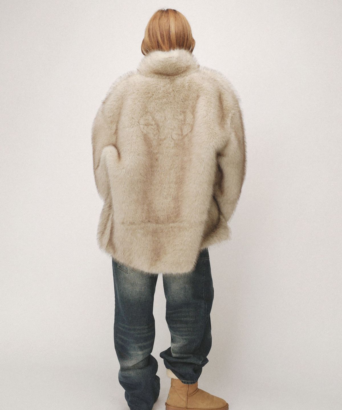 이알티알(ERTR) Reversible Shearling Fur Jacket Camel