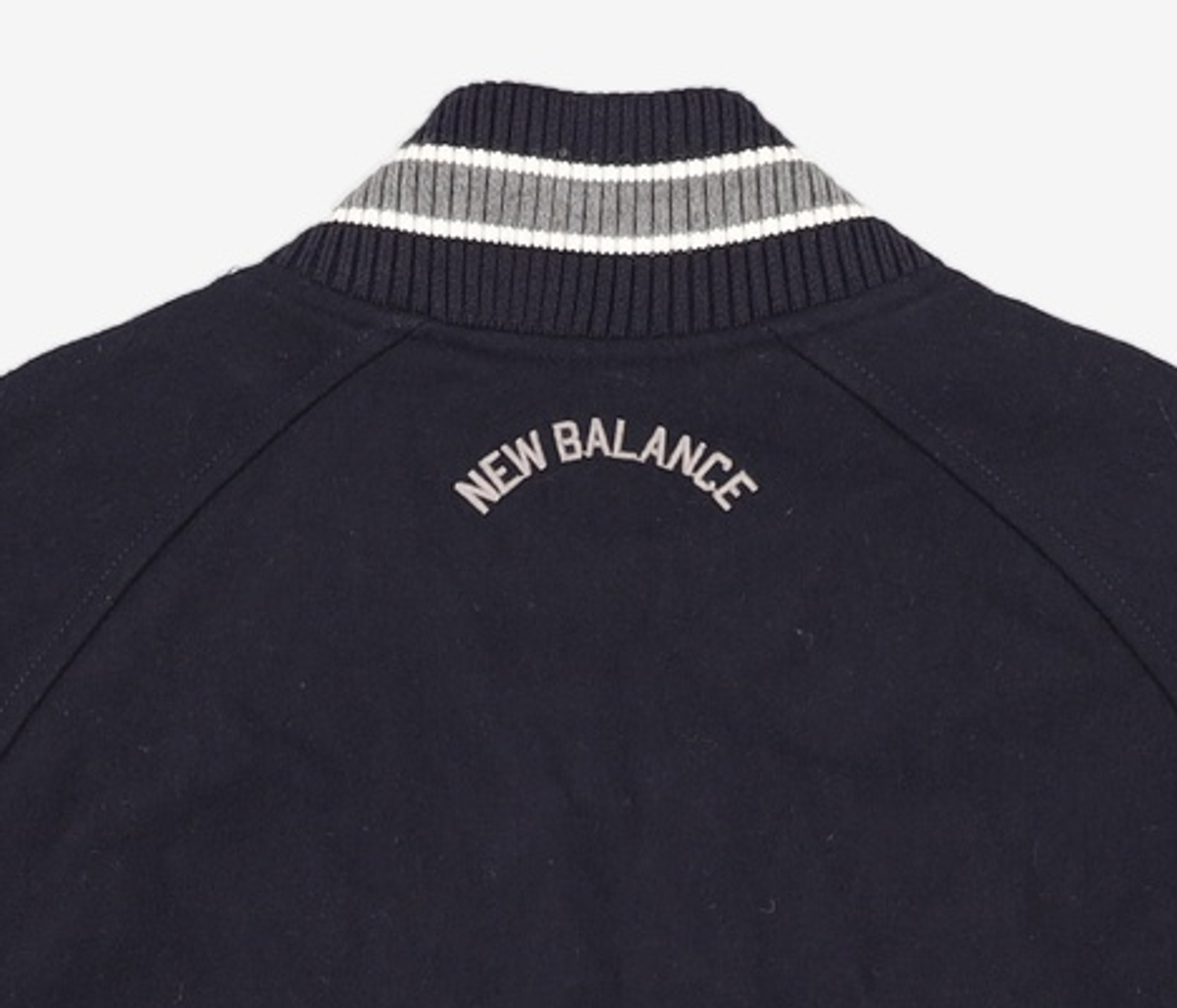 뉴발란스(NEW BALANCE) 스타디움 재킷 M