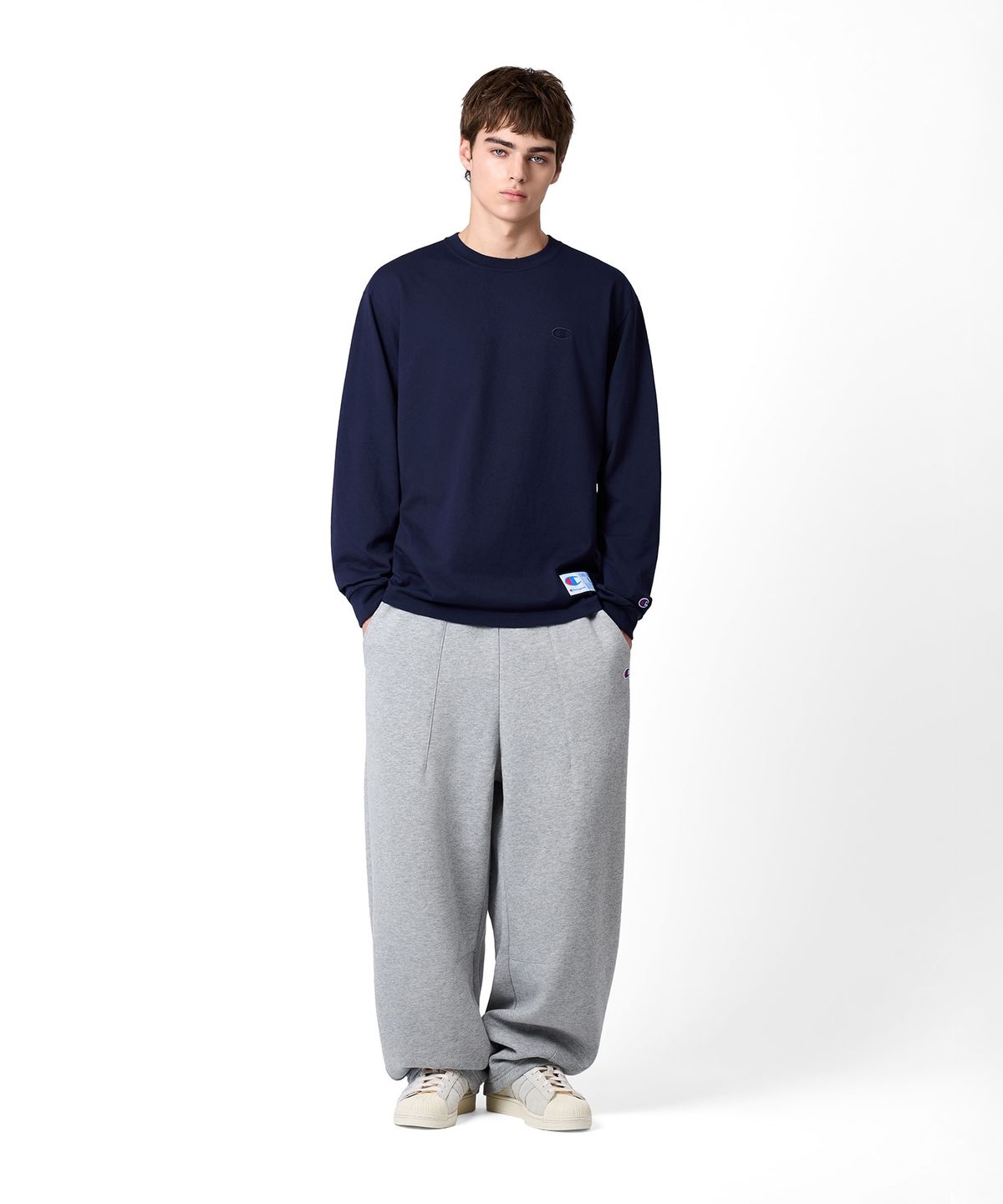 챔피온(CHAMPION) C로고 오버핏 조그택 롱슬리브 티셔츠 Navy