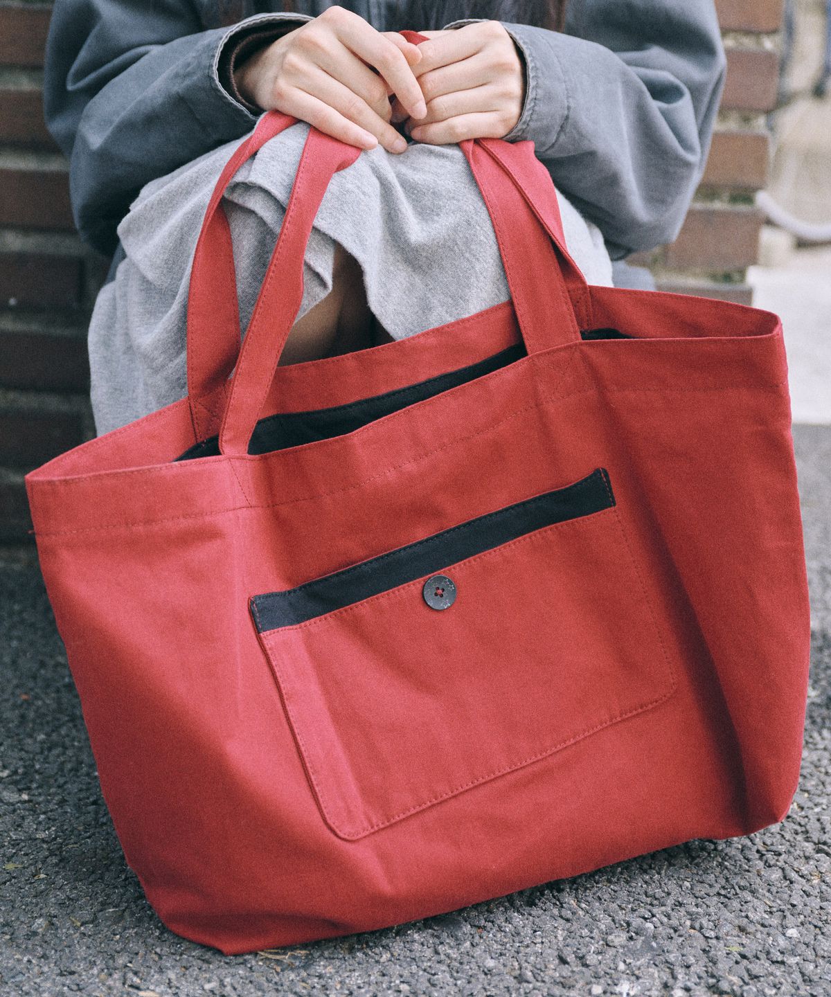 키이비(KIIBI) big pocket shoulder bag red