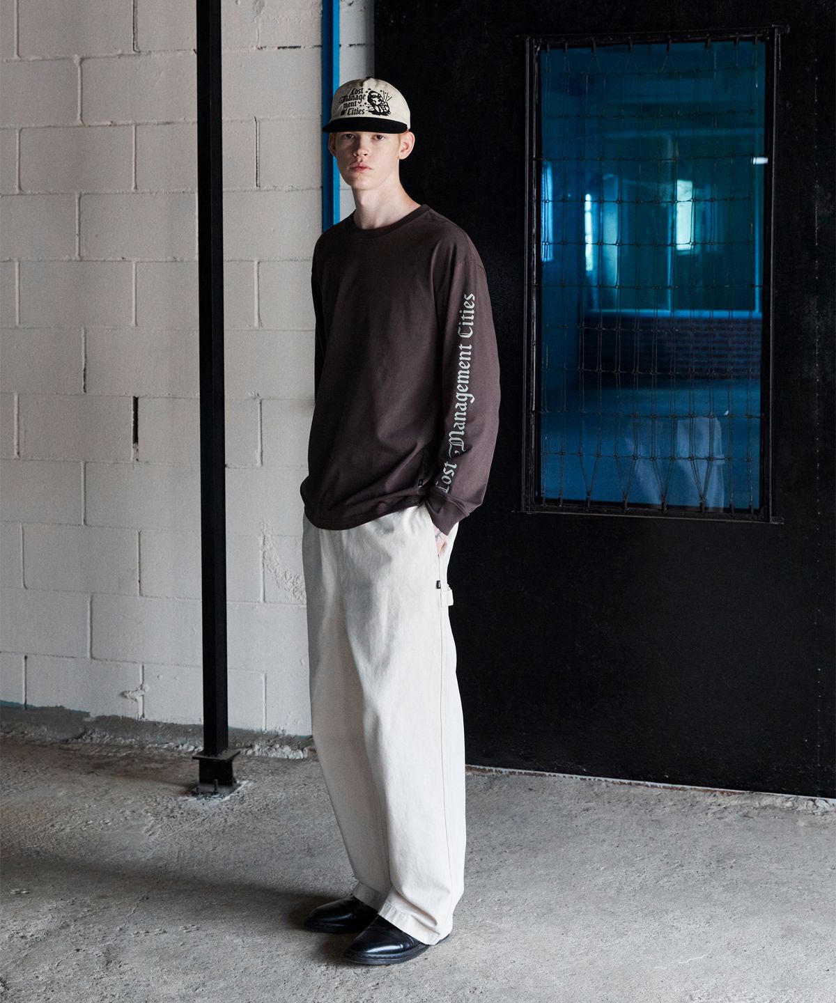 엘엠씨(LMC) ELECTRIC MAN LONG SLV TEE brown
