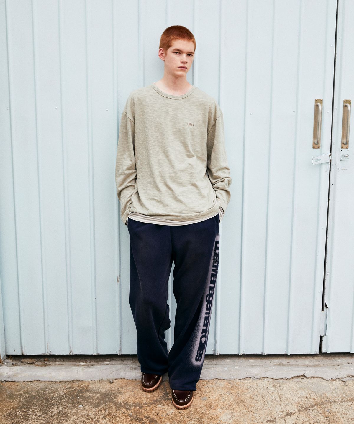 엘엠씨(LMC) REVERSIBLE STRIPE LONG SLV TEE charcoal