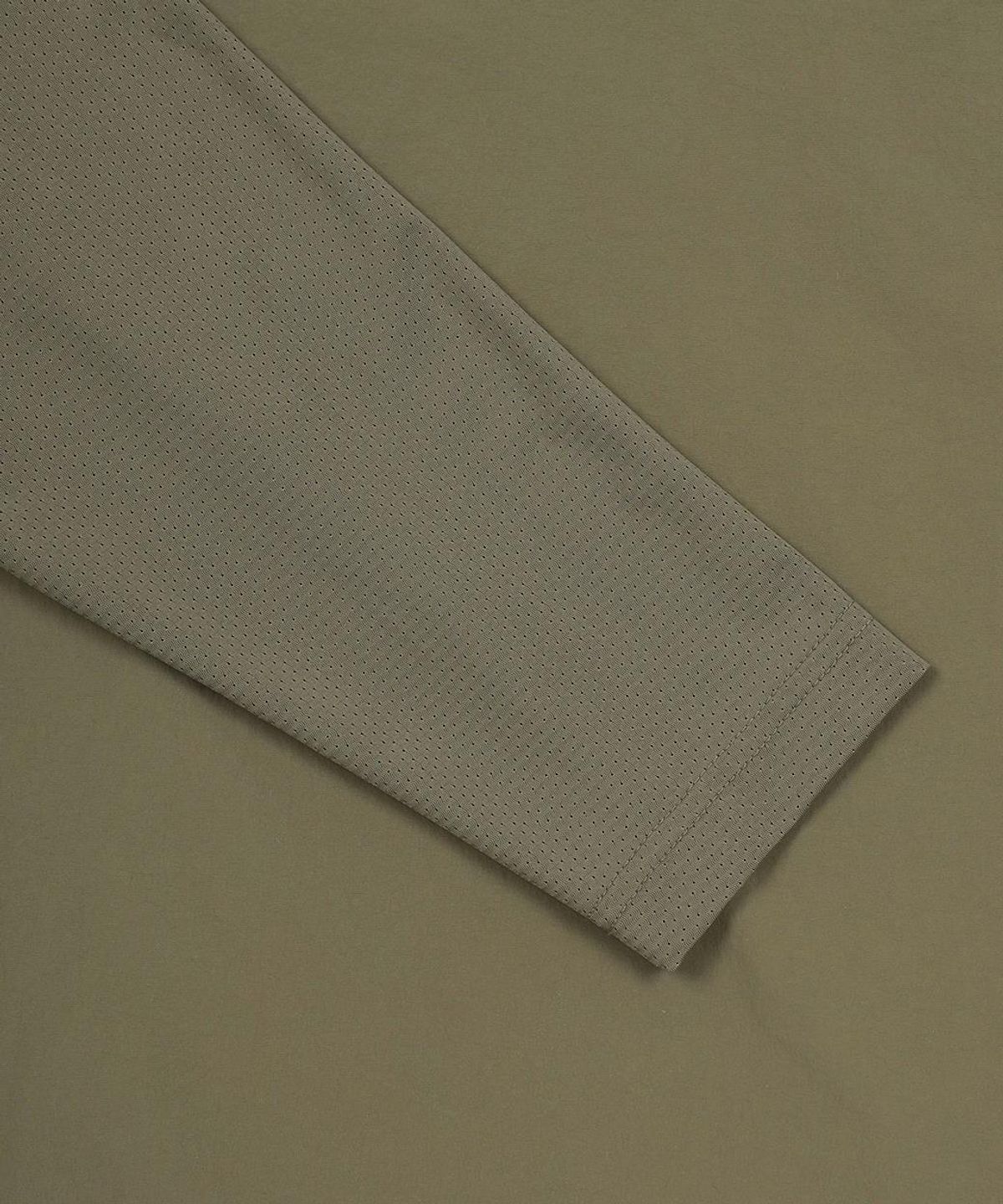 코오롱스포츠(KOLON SPORT) 남성 우븐 레이어드 티셔츠 TLTBA26401KHA