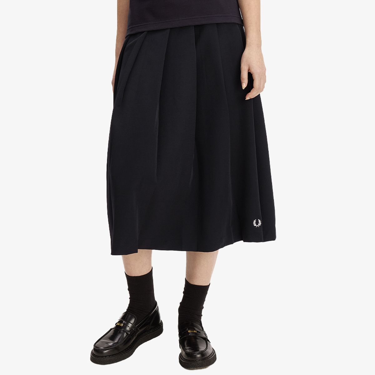 프레드페리(FRED PERRY) [Womens] 플리츠 미디 스커트 - 블랙 AFPF2G33105-102