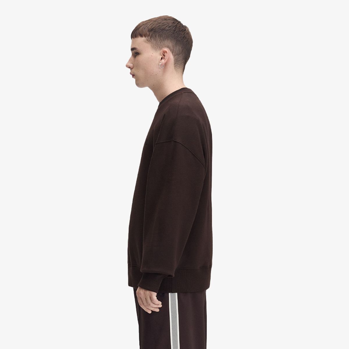 프레드페리(FRED PERRY) [Sport] 오버사이즈드 팁드 스웻셔츠 - 리치브라운 AFPM2G33497-33C