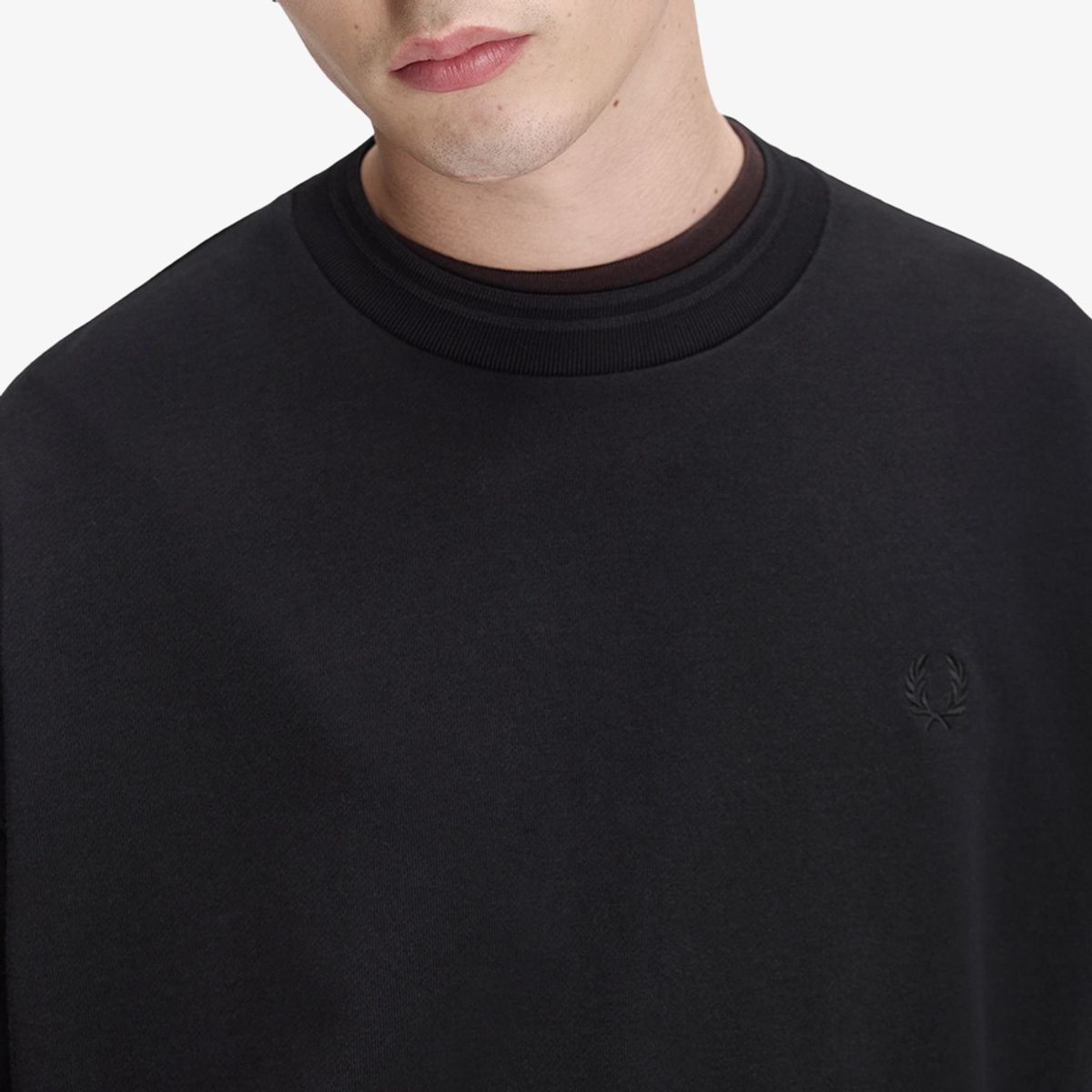 프레드페리(FRED PERRY) [Sport] 오버사이즈드 팁드 스웻셔츠 - 블랙 AFPM2G33497-102