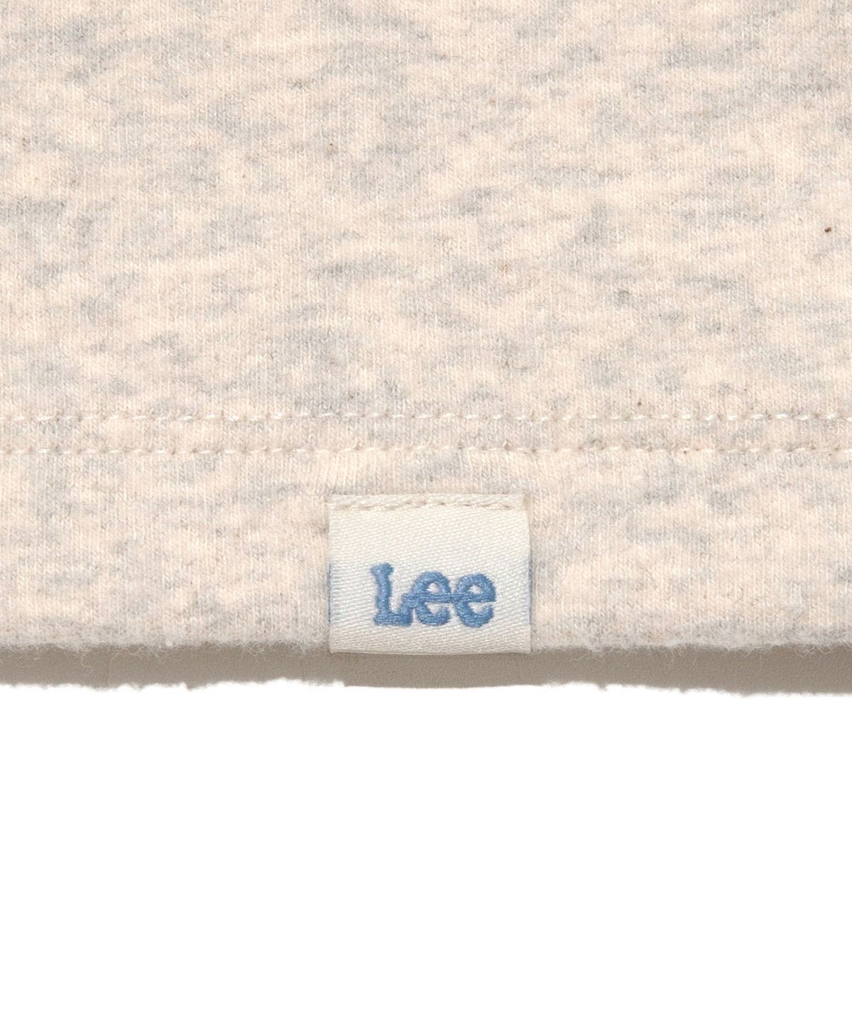 리(LEE) 우먼 그래픽 래글런 롱슬리브 오트밀