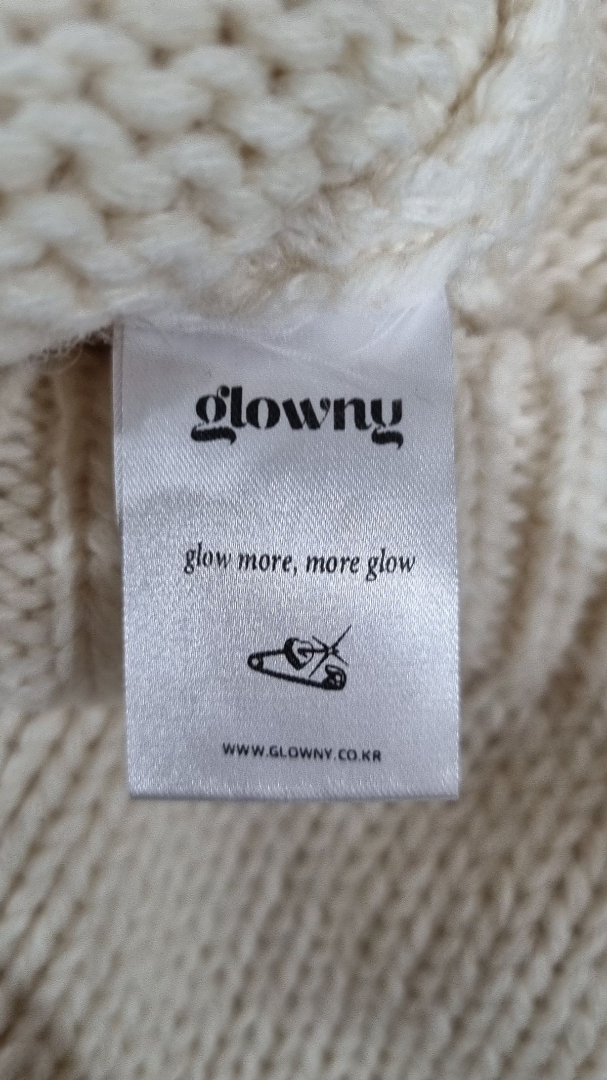 글로니(GLOWNY) 베스트 M