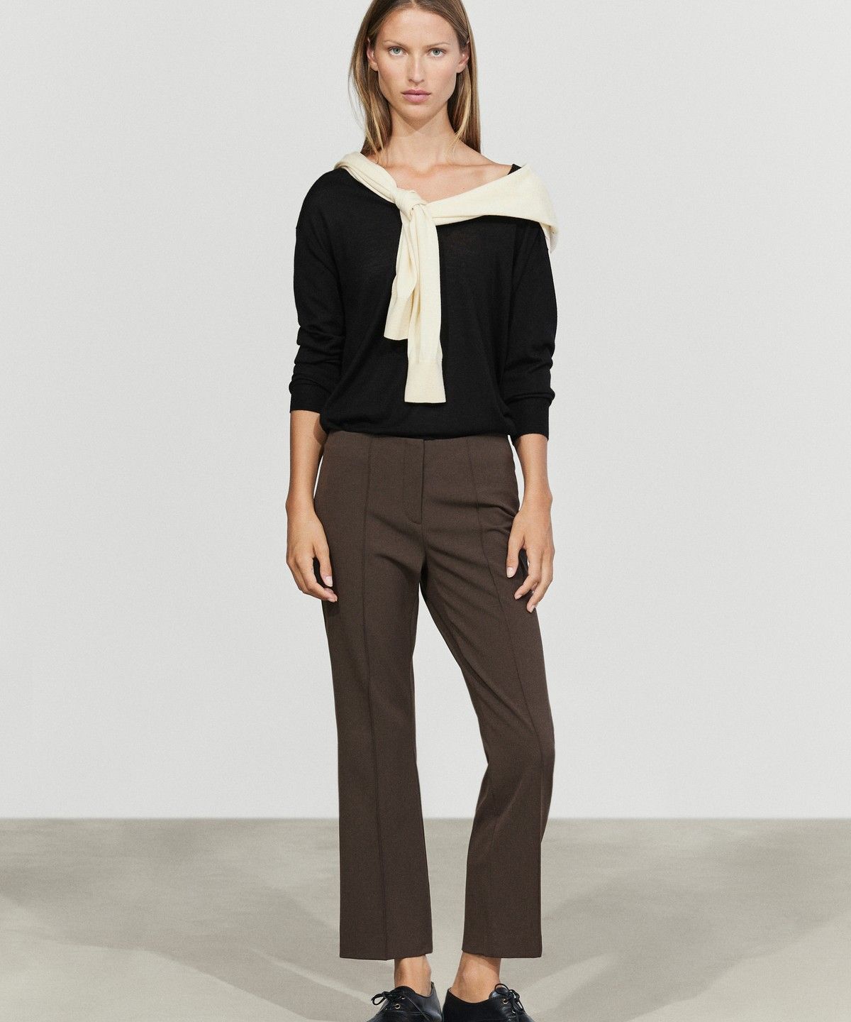 마시모두띠(MASSIMO DUTTI) 울 킥 플레어 팬츠