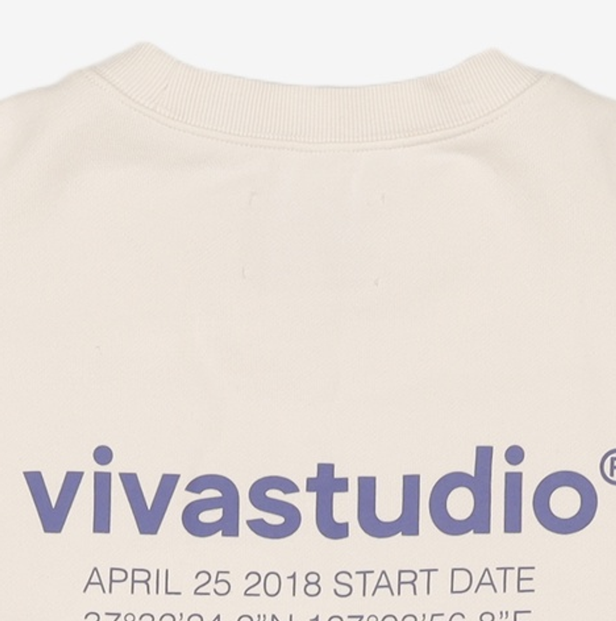 비바스튜디오(VIVASTUDIO) 맨투맨/스웨트셔츠 S