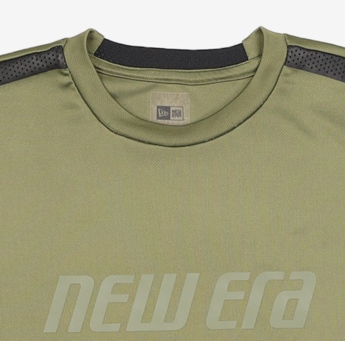 뉴에라(NEW ERA) 반소매 티셔츠 110
