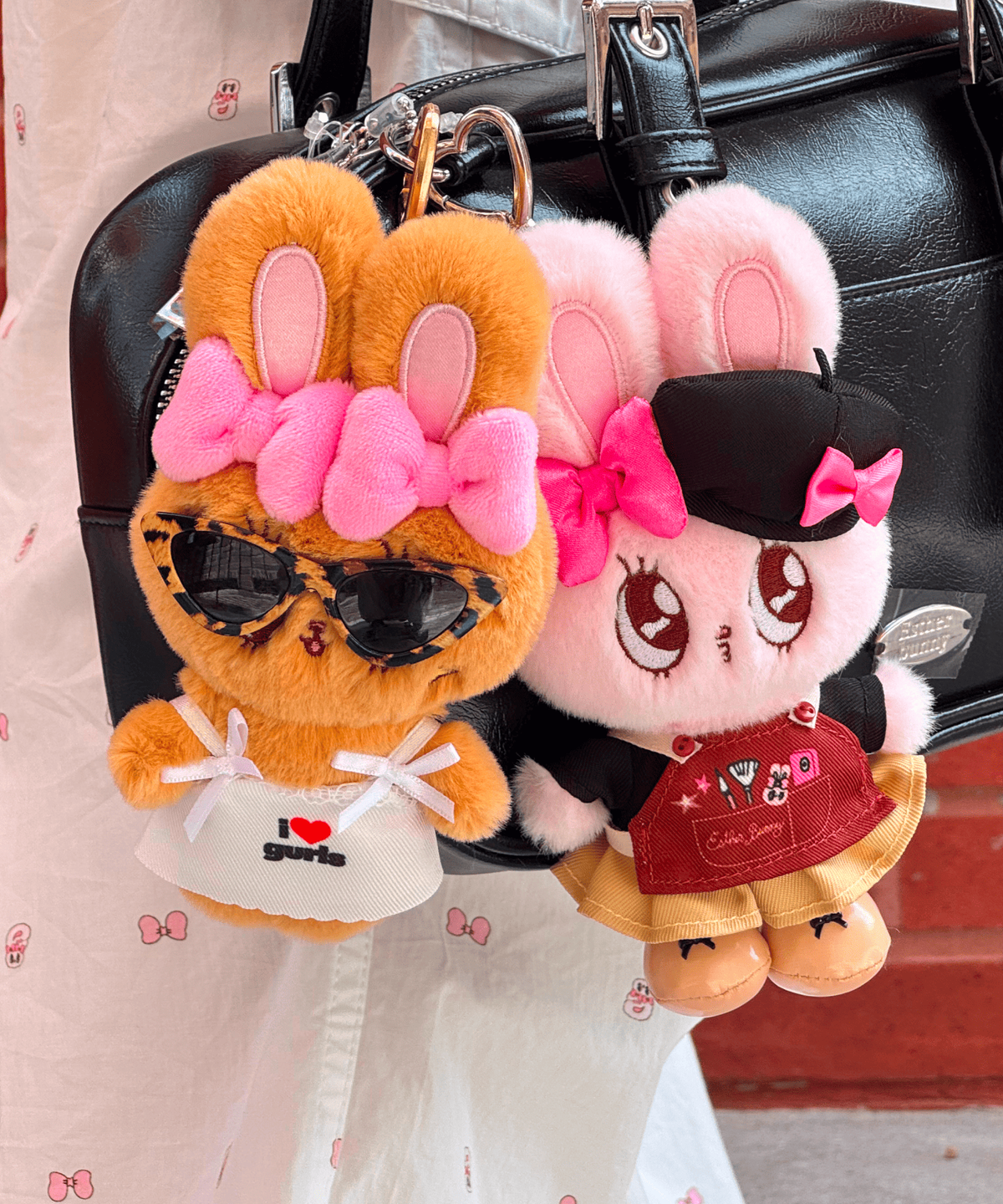 틈결(TEUMGYUL) 스케치 아뜰리에 리본 버니