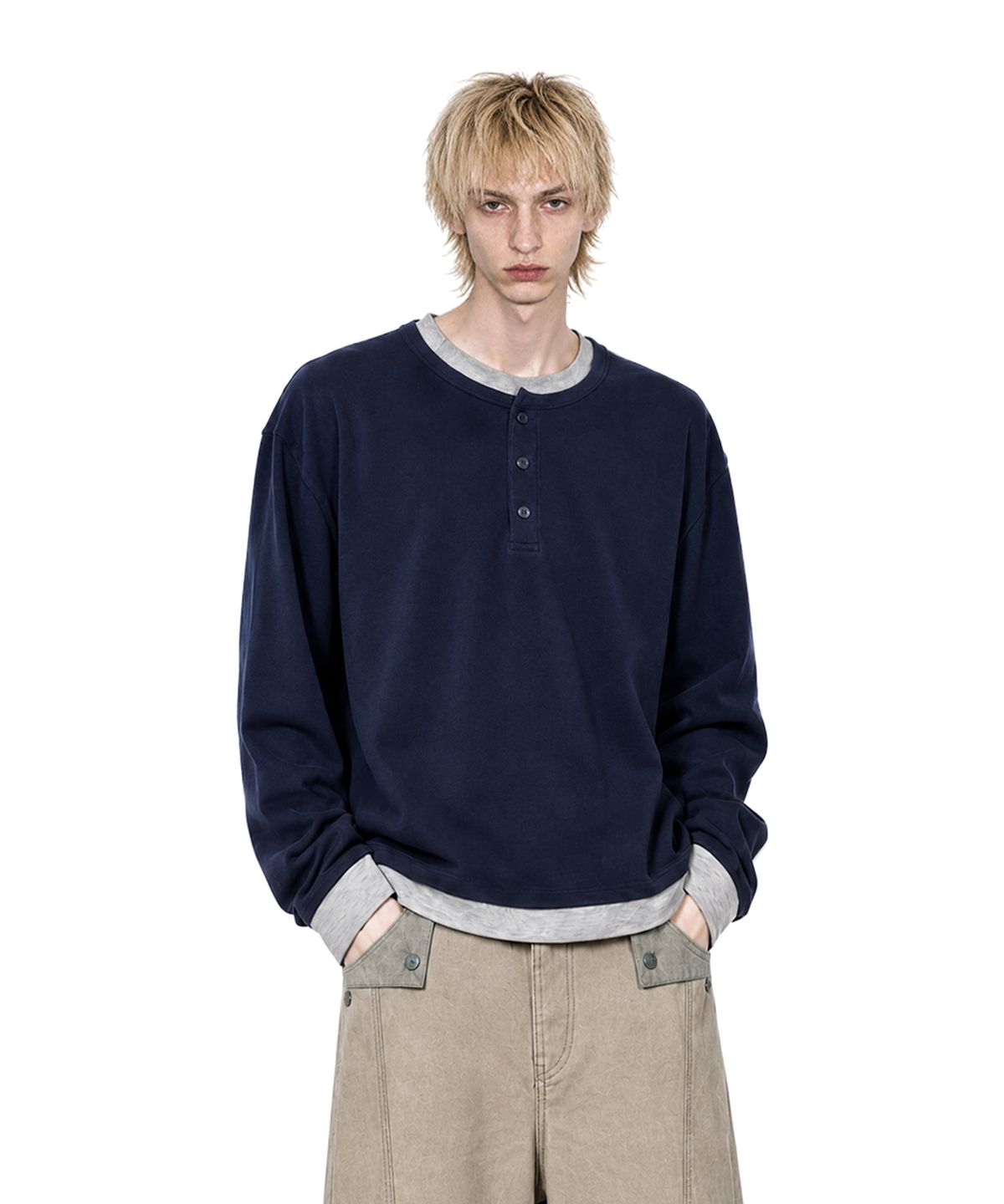 아이돈워너셀(IDWS) Layered Henley Neck Long Sleeve Navy
