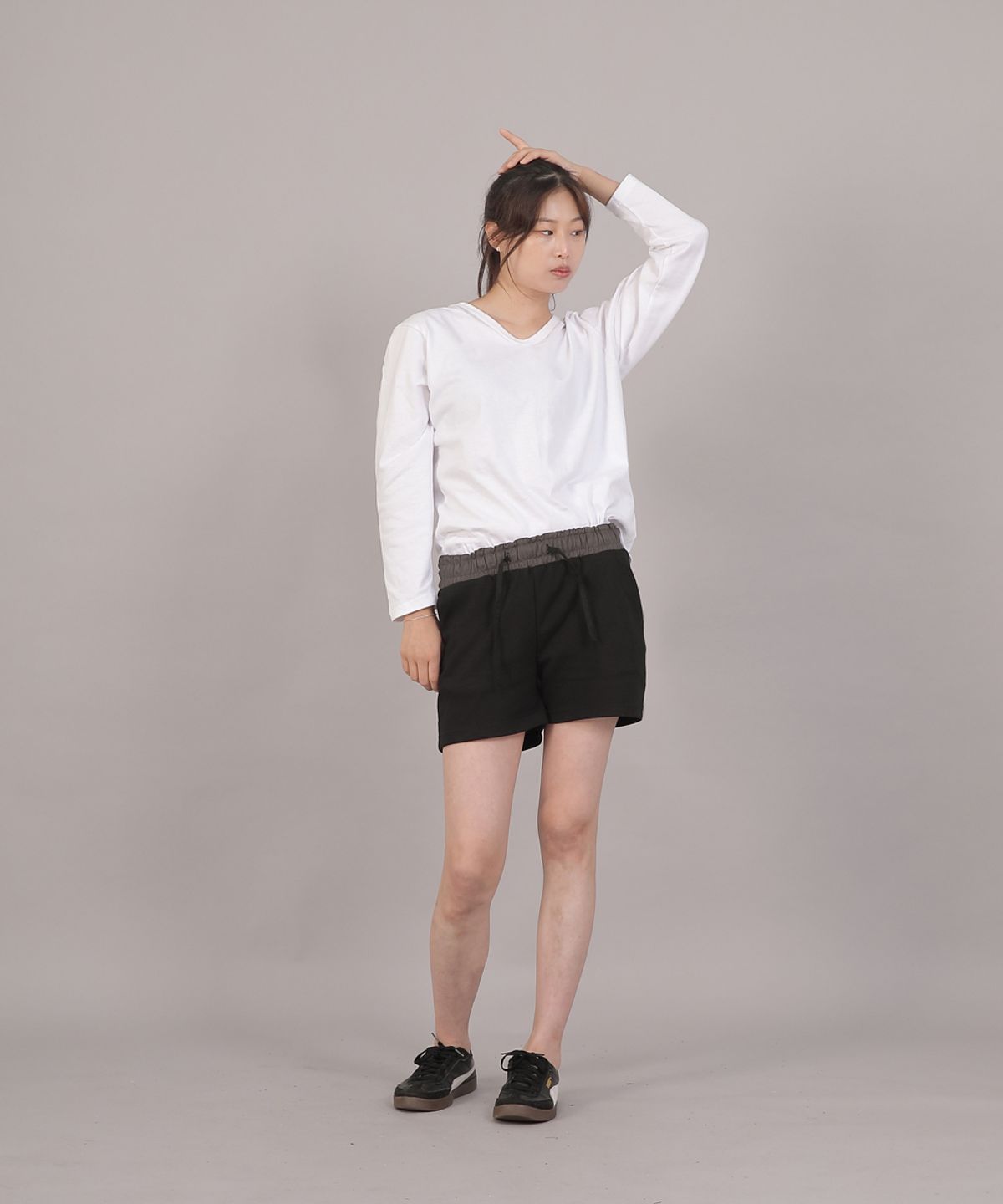 세인트크루(SAINTCREW) 미니멀 코어 포인트밴드 숏팬츠 CBW-386 그레이블랙