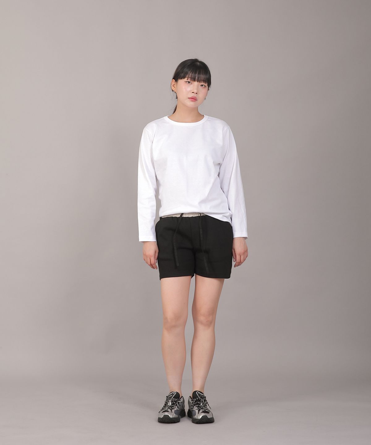 세인트크루(SAINTCREW) 미니멀 코어 포인트밴드 숏팬츠 CBW-386 오트밀블랙