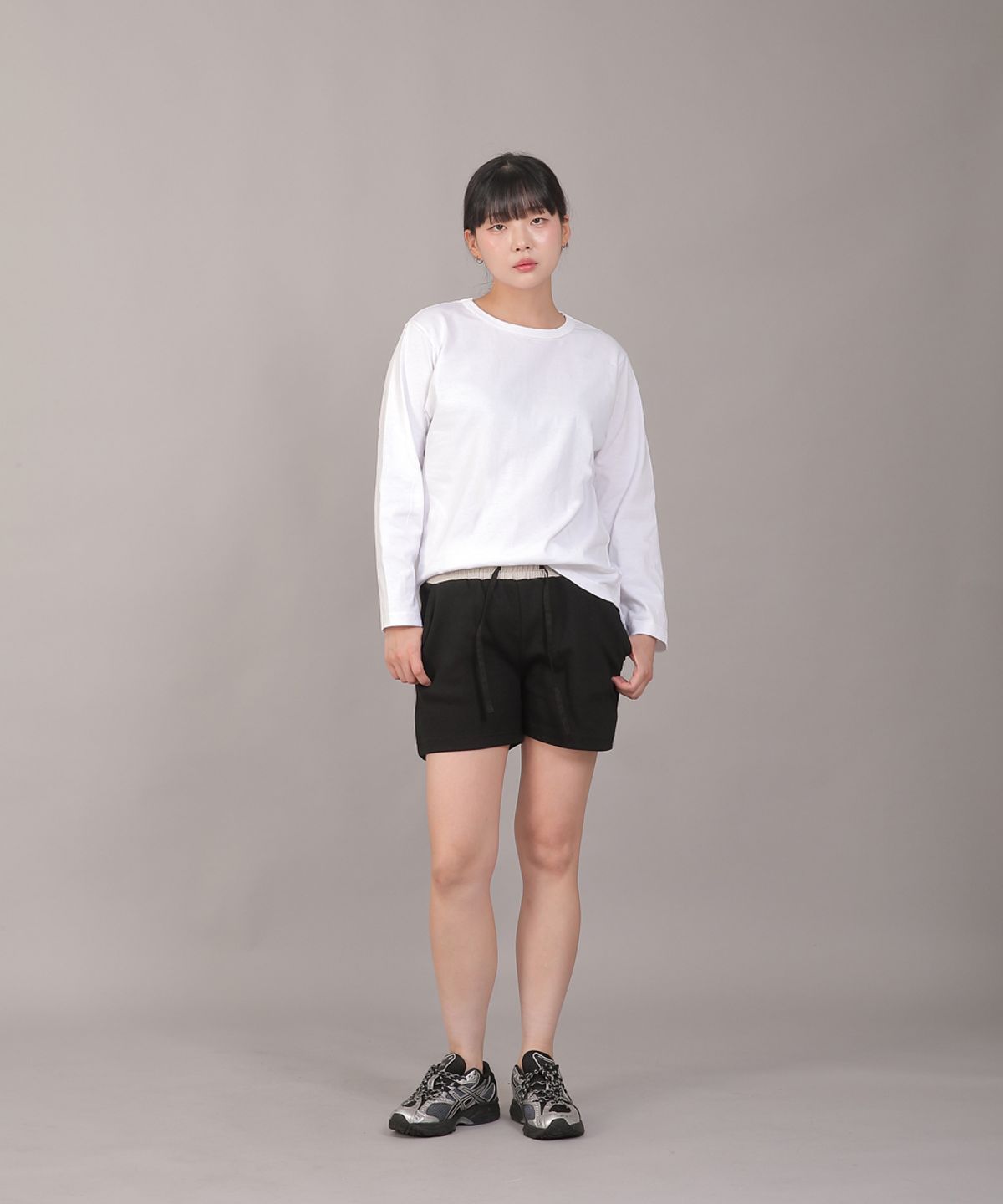 세인트크루(SAINTCREW) 미니멀 코어 포인트밴드 숏팬츠 CBW-386 오트밀블랙