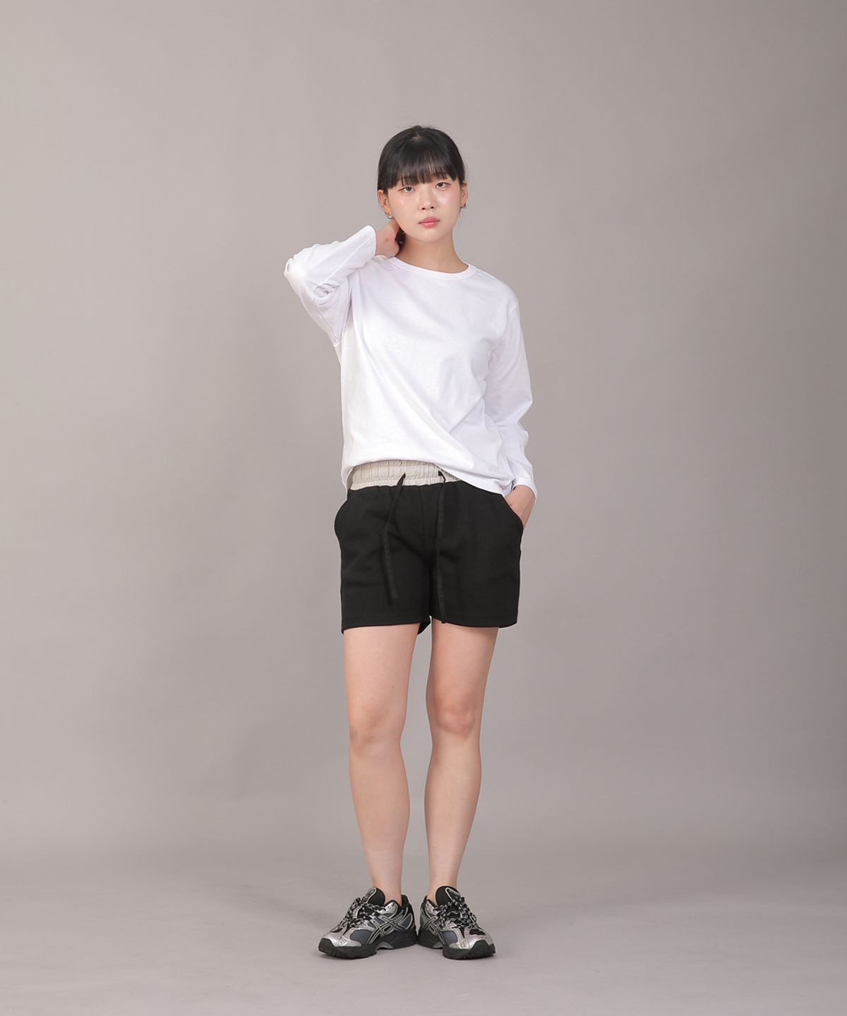 세인트크루(SAINTCREW) 미니멀 코어 포인트밴드 숏팬츠 CBW-386 오트밀블랙