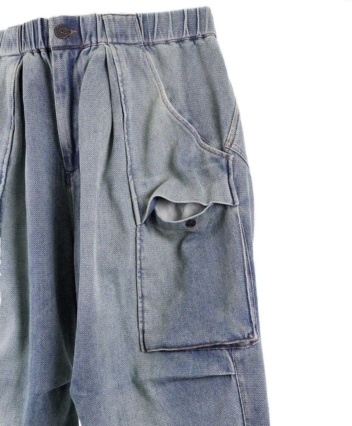 누크피터(NUUKFITTER) WASHED CURVED CROP JEANS [ICE BLUE] 워싱 크롭 데님 팬츠 아이스블루