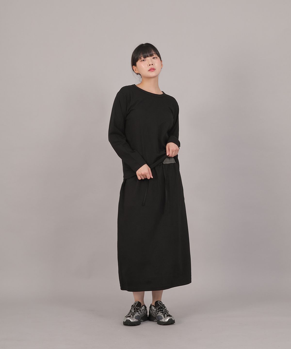 세인트크루(SAINTCREW) 미니멀 16s 코튼 R넥 긴팔티셔츠 MMR-8A13 블랙