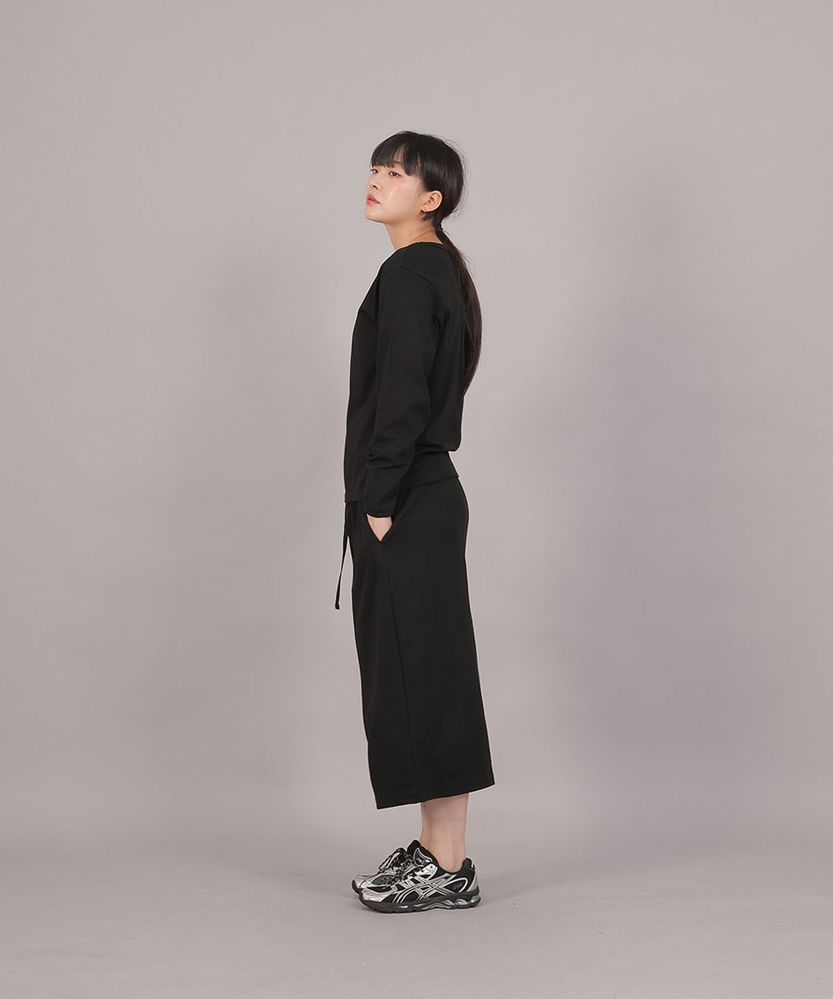 세인트크루(SAINTCREW) 미니멀 16s 코튼 R넥 긴팔티셔츠 MMR-8A13 블랙