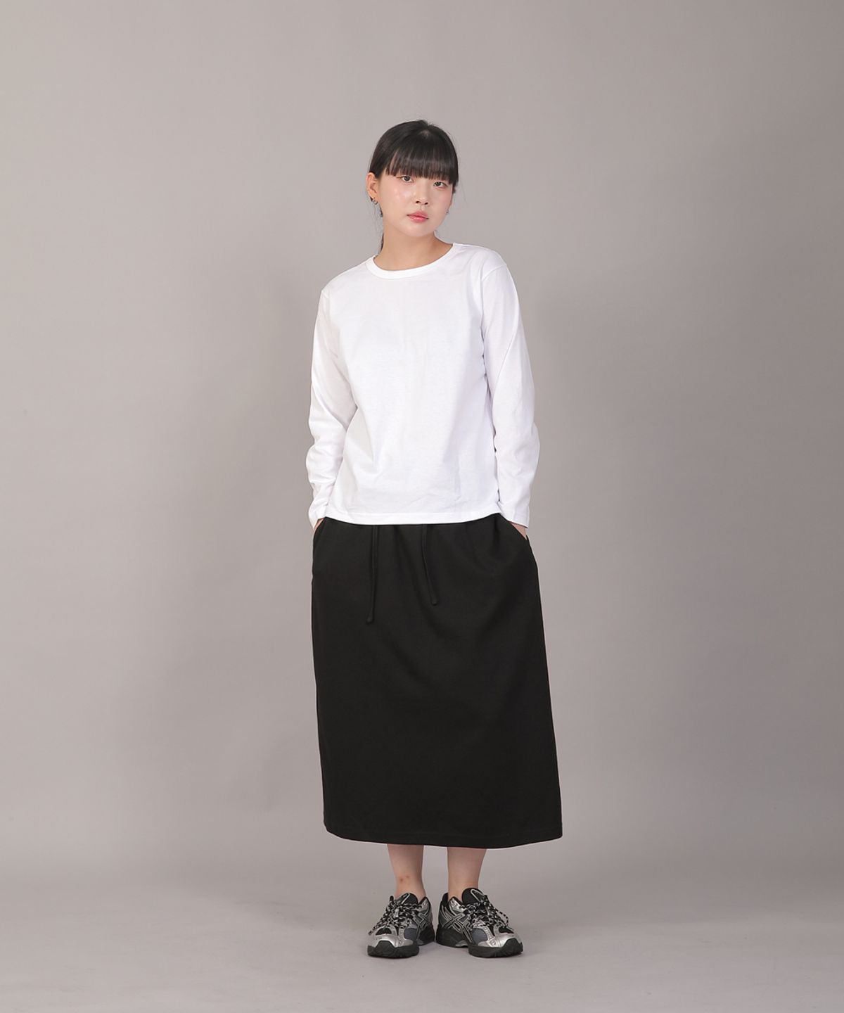 세인트크루(SAINTCREW) 미니멀 소프트 R넥 긴팔티셔츠 MMS-8A14 화이트