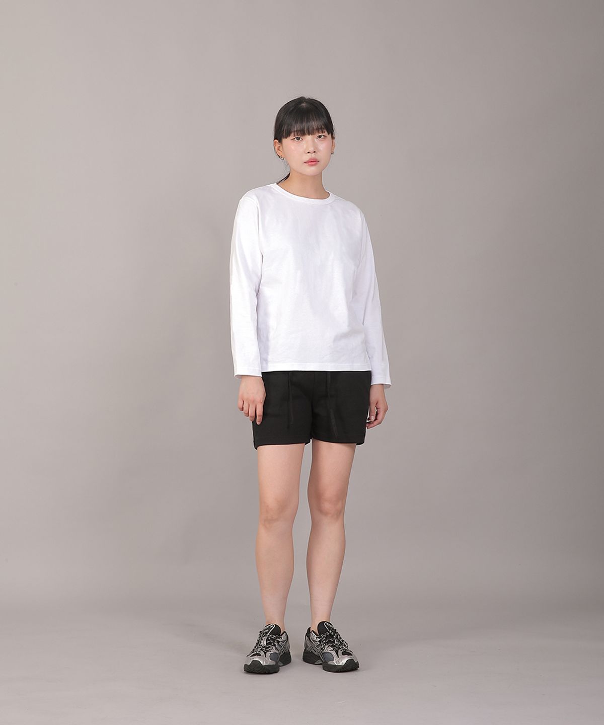세인트크루(SAINTCREW) 미니멀 소프트 R넥 긴팔티셔츠 MMS-8A14 화이트