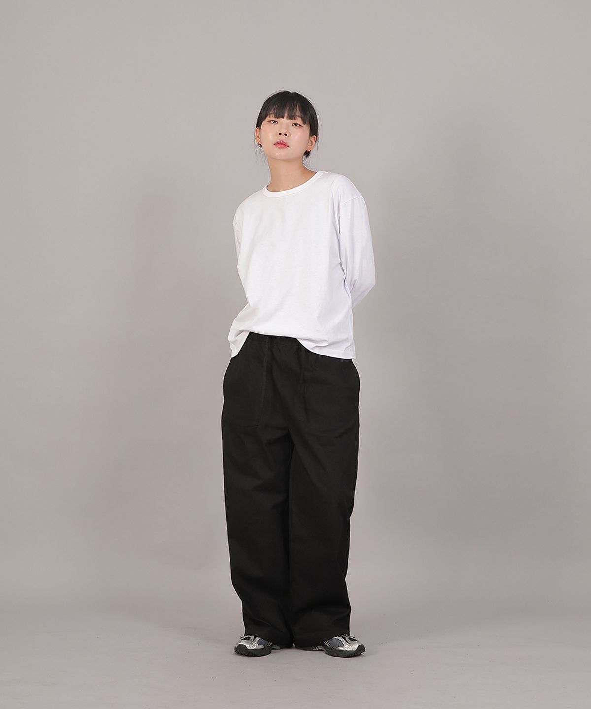 세인트크루(SAINTCREW) 오버핏 소프트 R넥 긴팔티셔츠 RMR-8A18 화이트