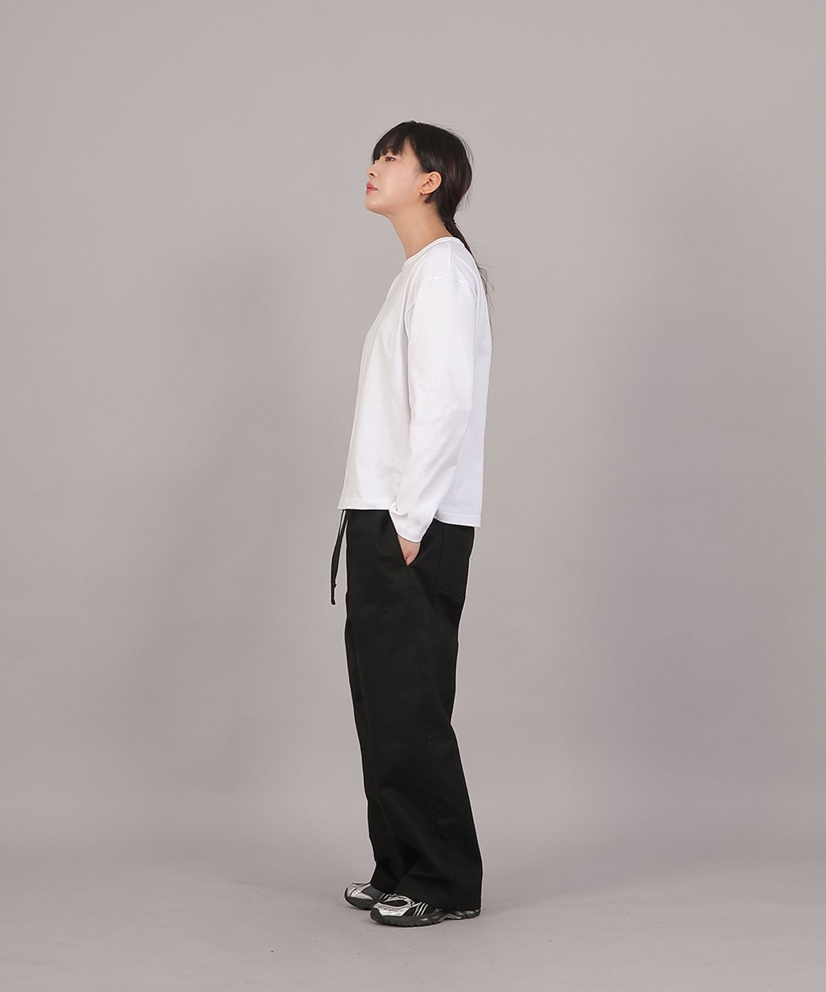 세인트크루(SAINTCREW) 오버핏 소프트 R넥 긴팔티셔츠 RMR-8A18 화이트