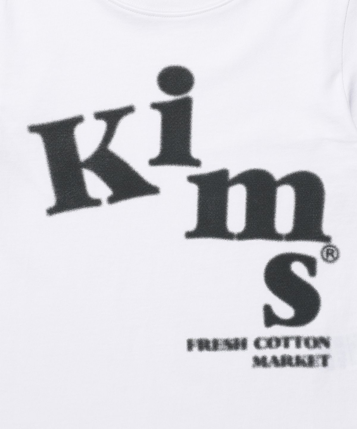 킴스 프레시 코튼 마켓(KIMS FRESH COTTON MARKET) (Unisex) Messy Alpha Logo LS Tee White