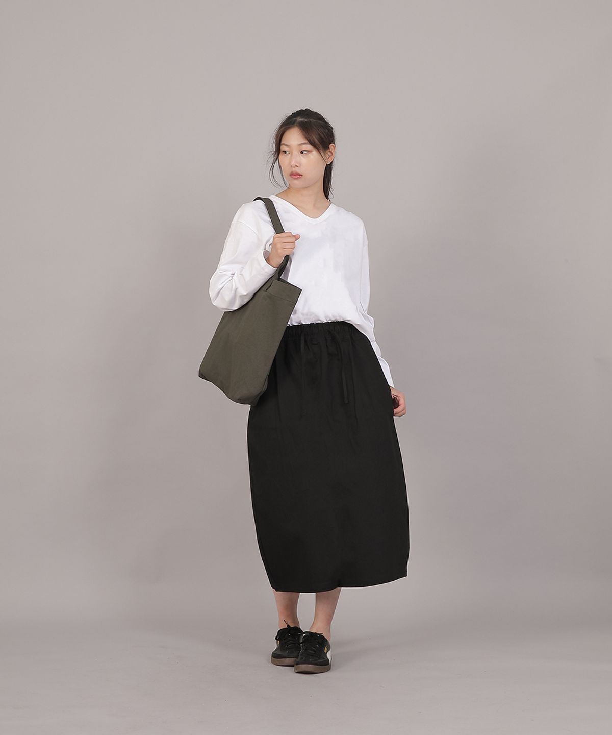 세인트크루(SAINTCREW) 포켓리스 빅사이즈 트래페즈 에코백 BPL-164 카키