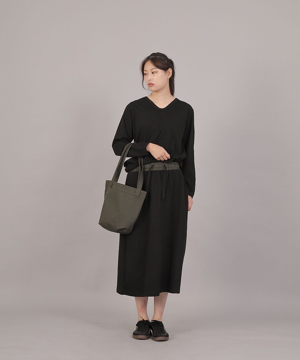 세인트크루(SAINTCREW) 포켓리스 트래페즈 에코백 EPL-166 카키M