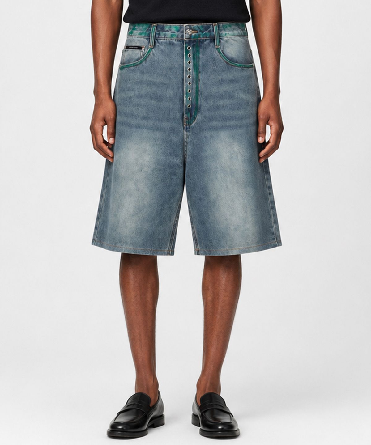 스트라이크(STRIKE) Atelier Green Washed Eyelet Bermuda Shorts