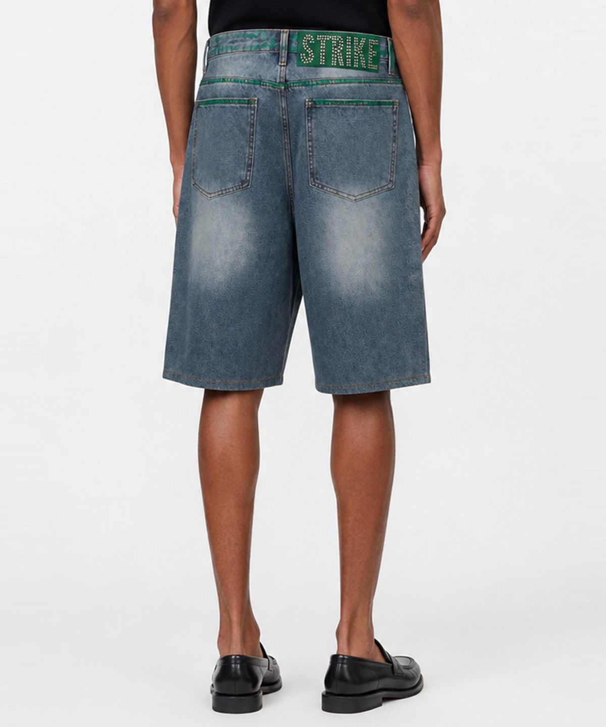 스트라이크(STRIKE) Atelier Green Washed Eyelet Bermuda Shorts