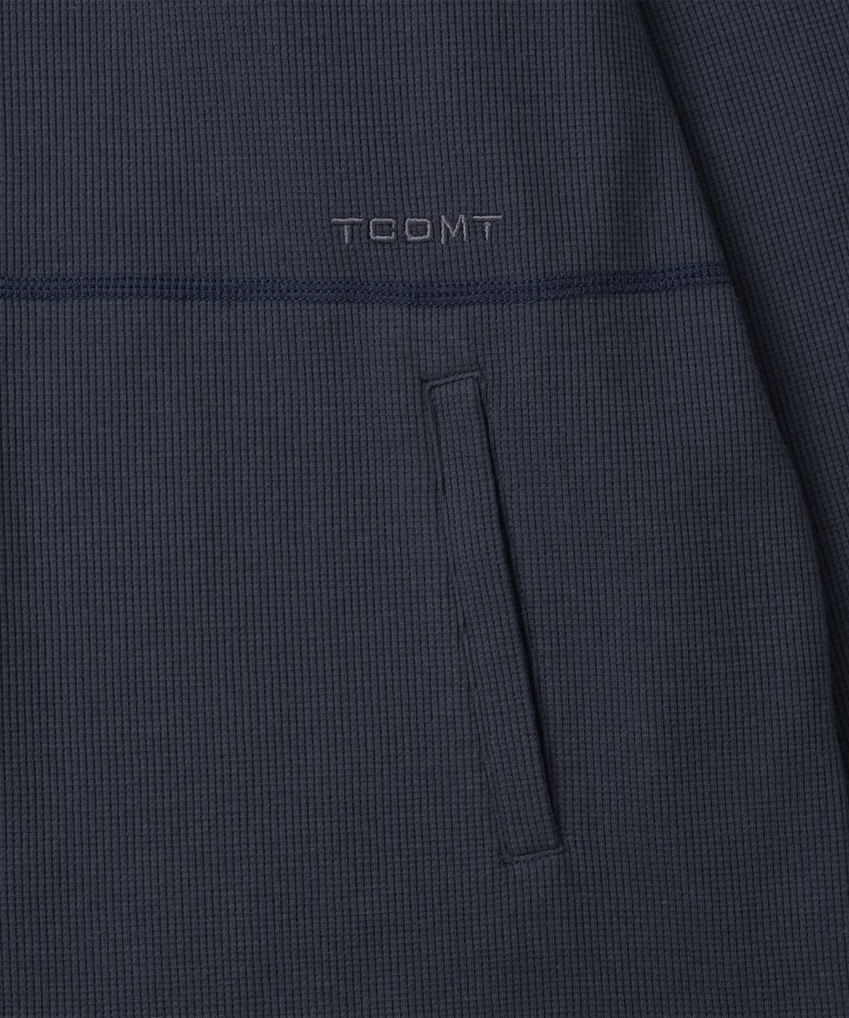 더콜디스트모먼트(THE COLDEST MOMENT) TCM stitch cross hooded long sleeve (navy)