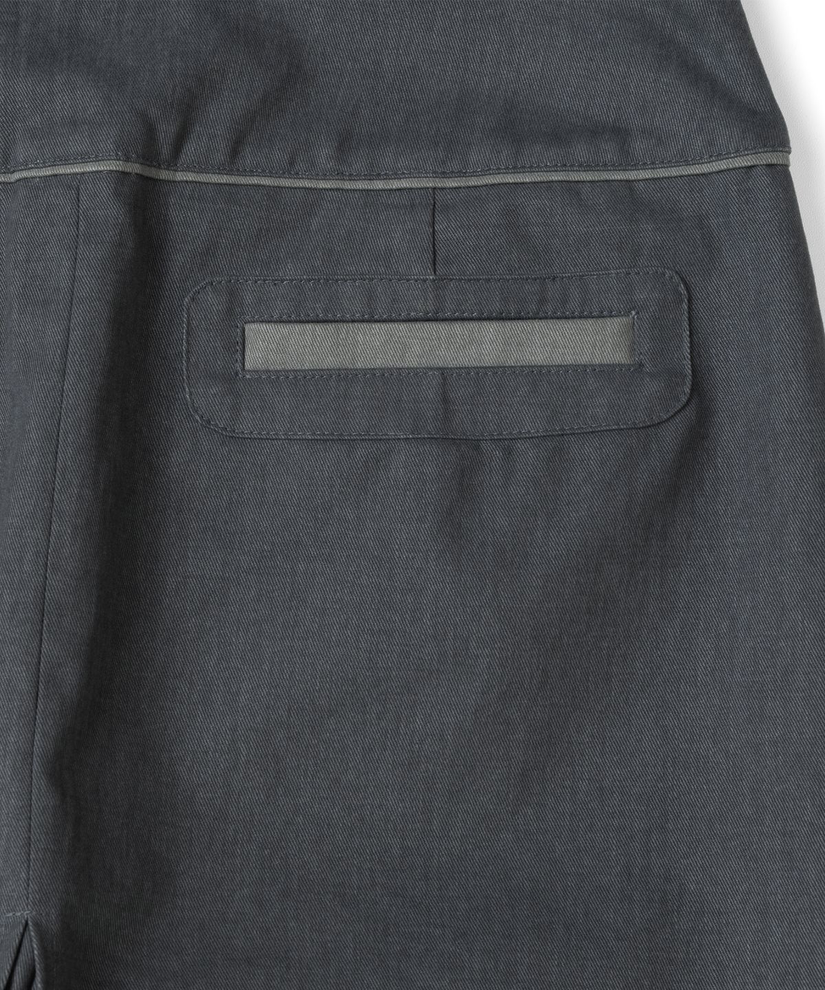 더콜디스트모먼트(THE COLDEST MOMENT) (w) TCM skirt layered pants (charcoal)