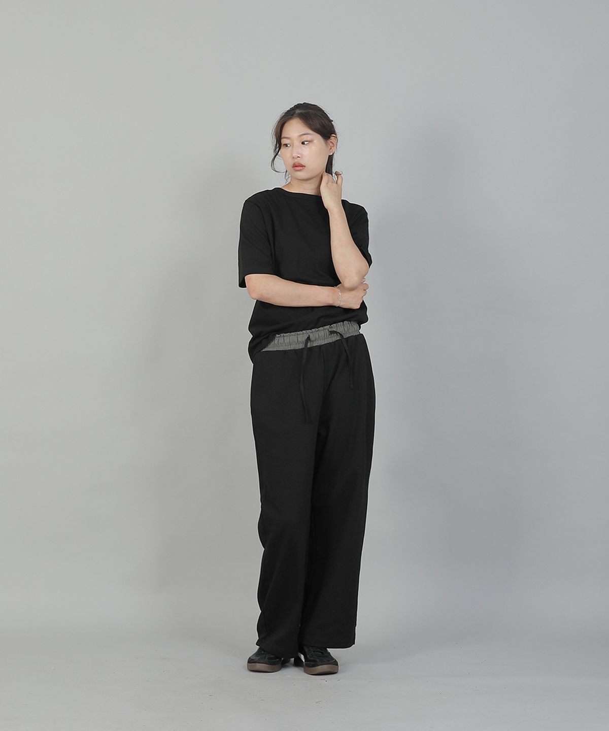 세인트크루(SAINTCREW) 소프트 밴딩 와이드팬츠 ESB-384 그레이블랙