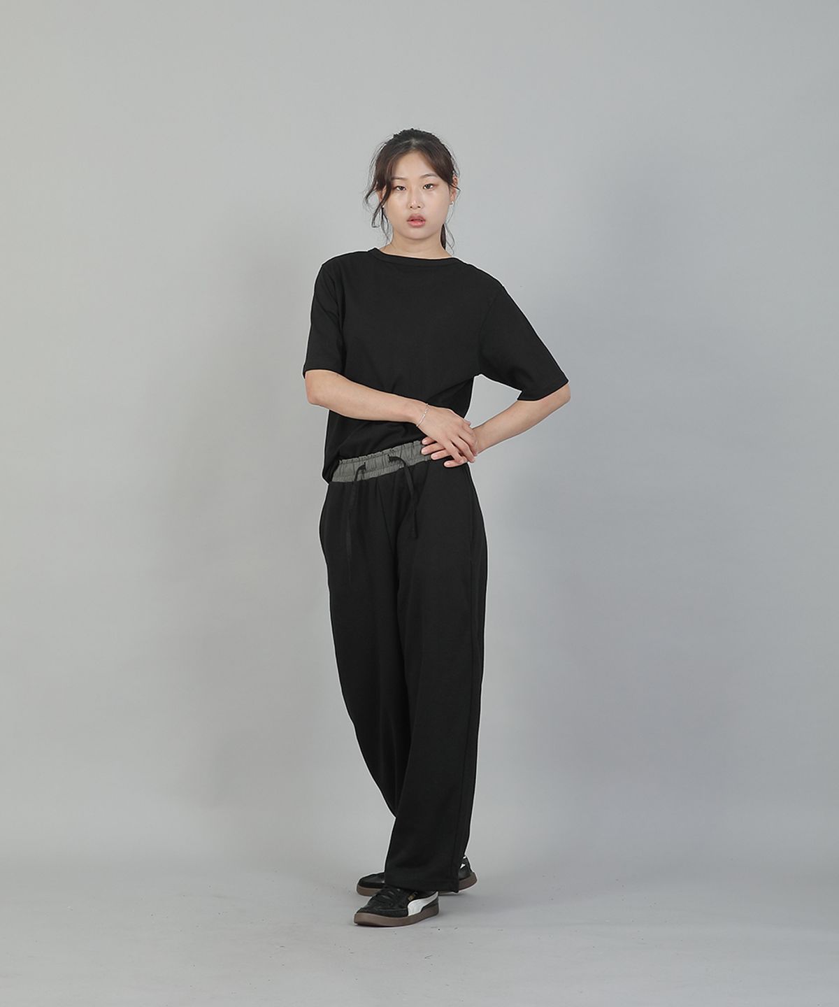 세인트크루(SAINTCREW) 소프트 밴딩 와이드팬츠 ESB-384 그레이블랙