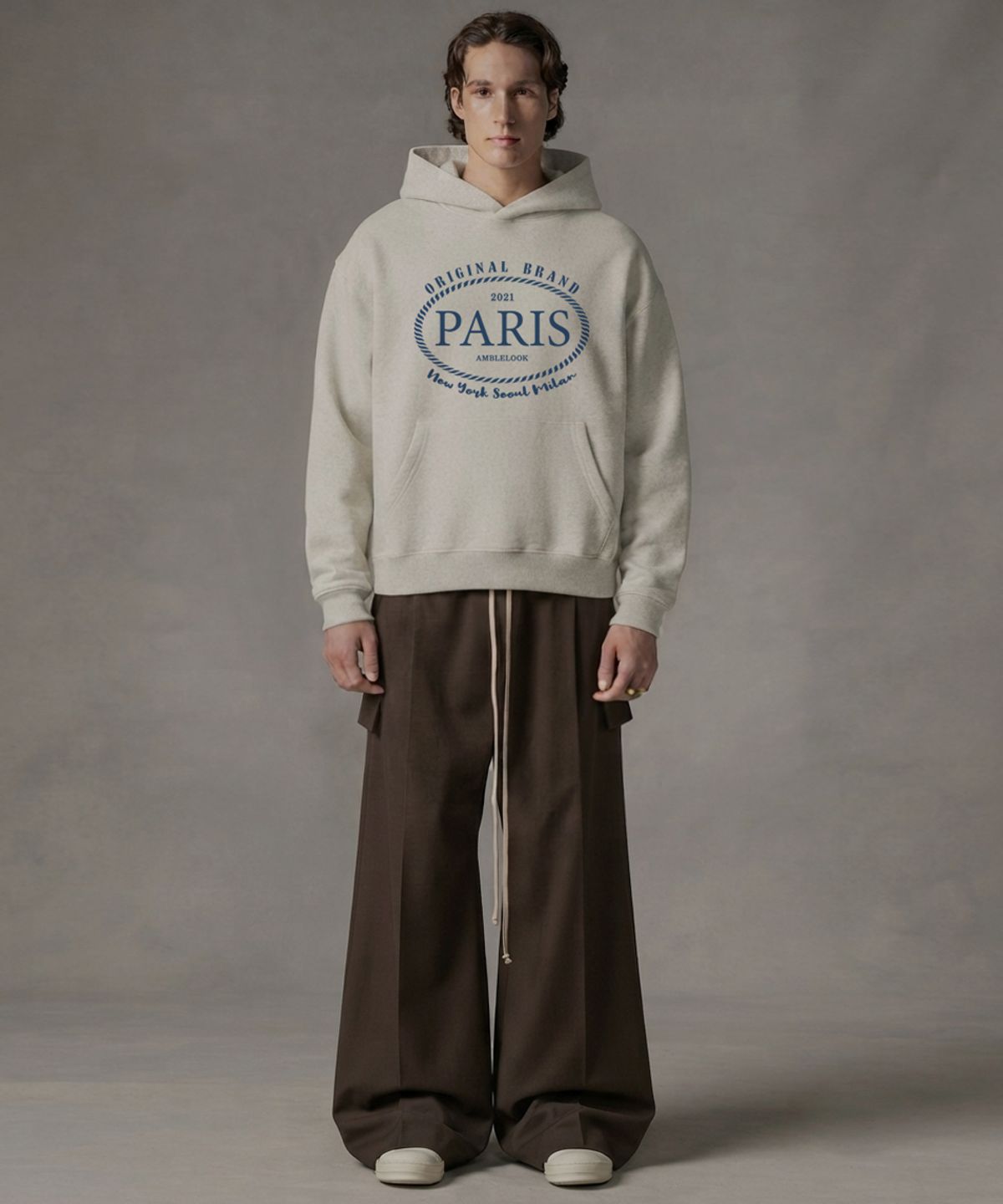 엠블룩(AMBLELOOK) 후디드 스웨트셔츠 PARIS25 (3color)