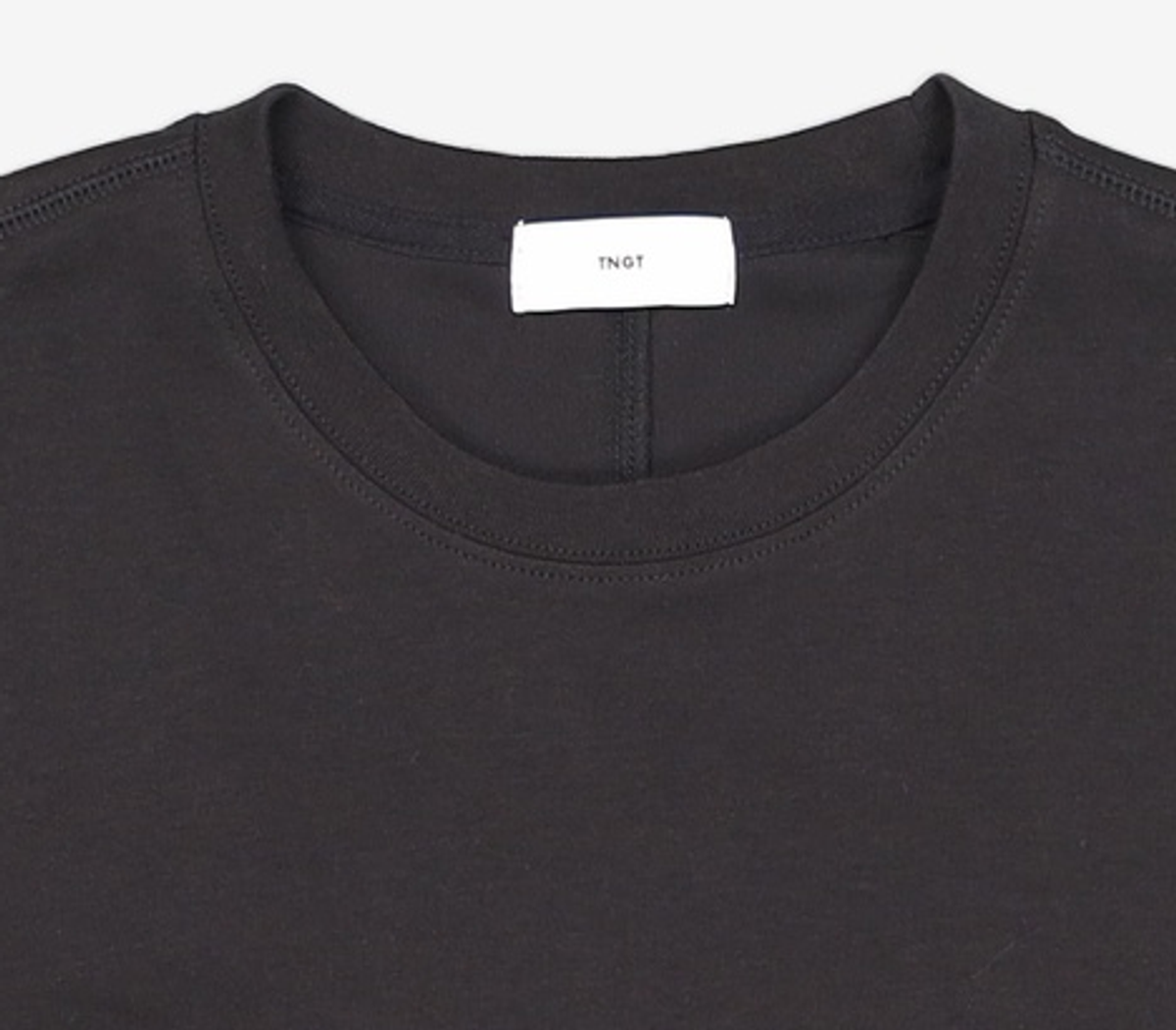 티엔지티(TNGT) Essential Cropped Tee (Black) TNTS6E205BK 105