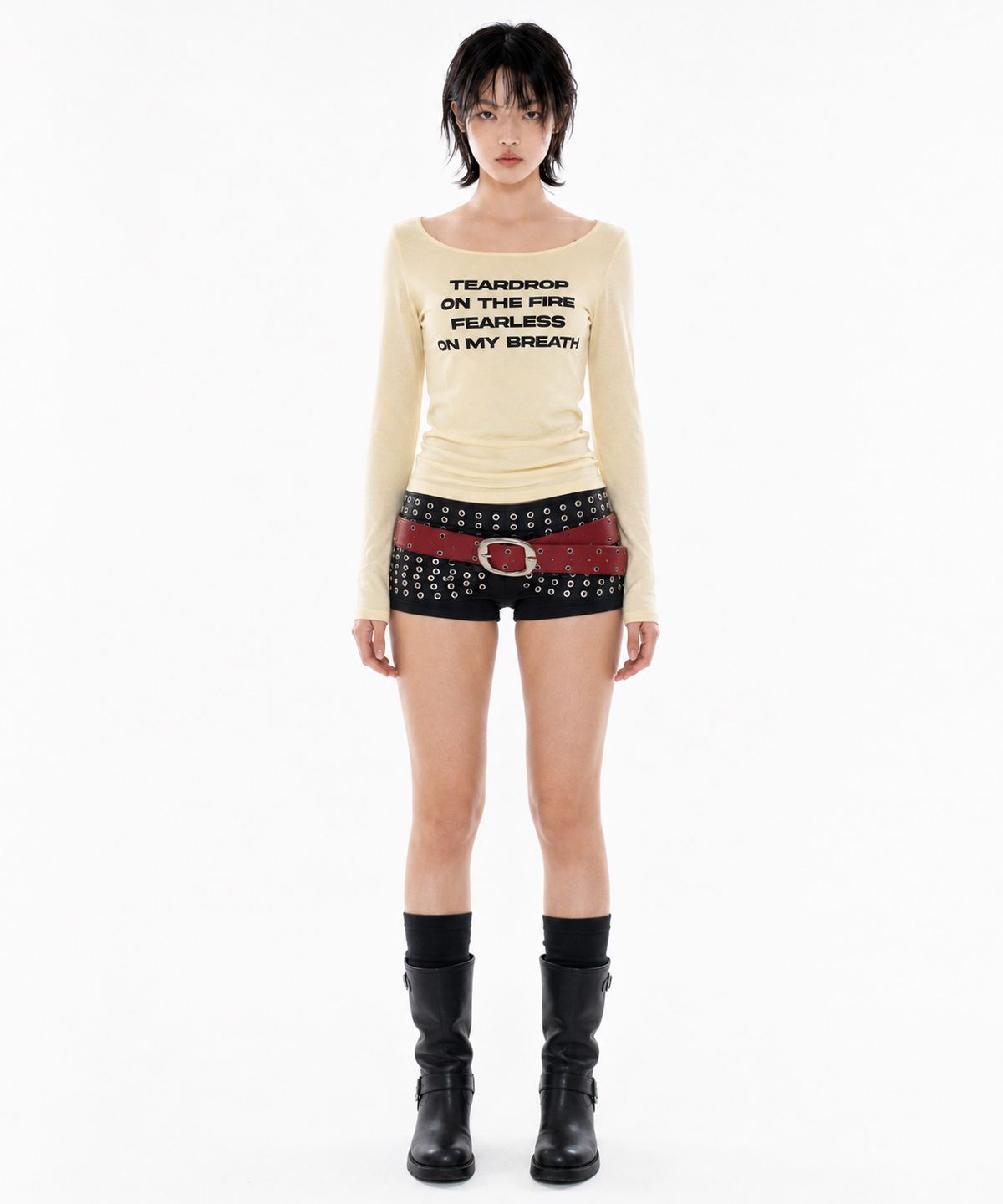 러닝하이(RUNNINGHIGH) 레터링 슬림 L/S 티 [옐로우]