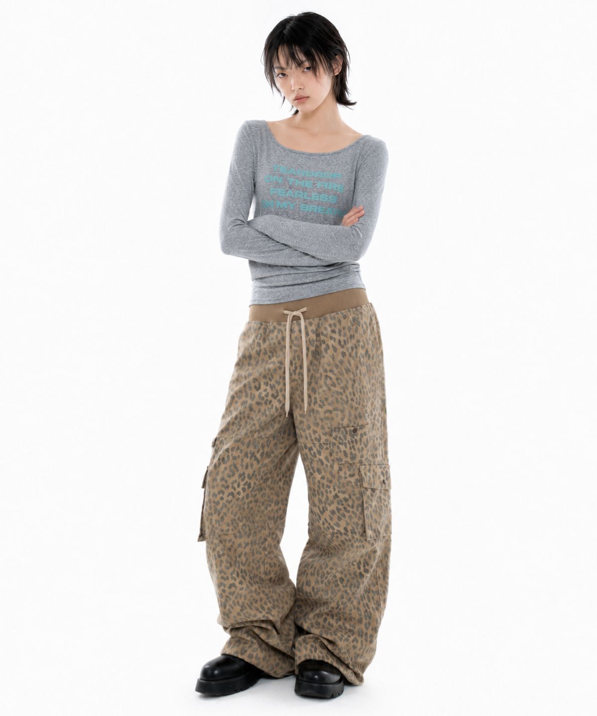 러닝하이(RUNNINGHIGH) 레터링 슬림 L/S 티 [멜란지 그레이]